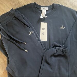 ALO Yoga Navy Sweatshirt and Joggers Set